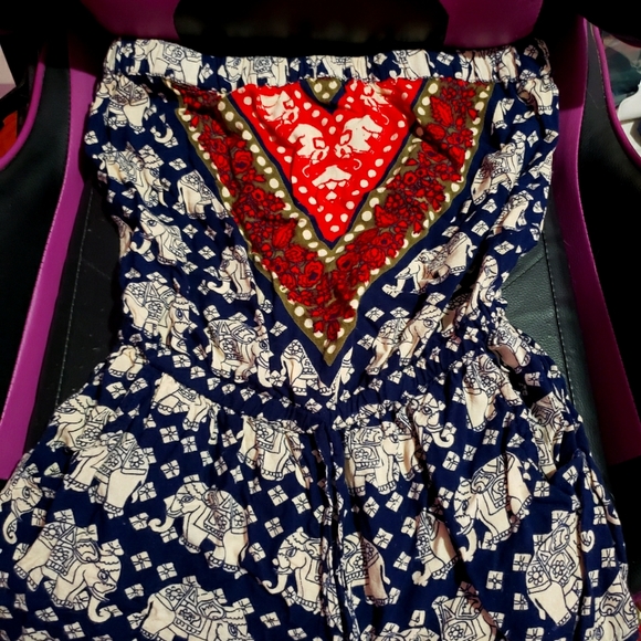 Elephant romper - Picture 1 of 3